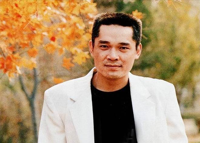 68岁申军谊当年的“钻山豹”瘦成小老头前妻女儿颜值惊掉下巴(图5)