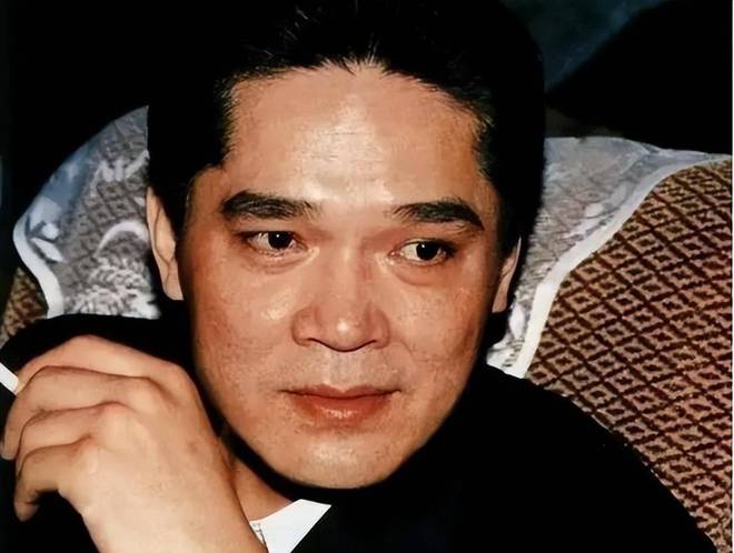 68岁申军谊当年的“钻山豹”瘦成小老头前妻女儿颜值惊掉下巴(图6)