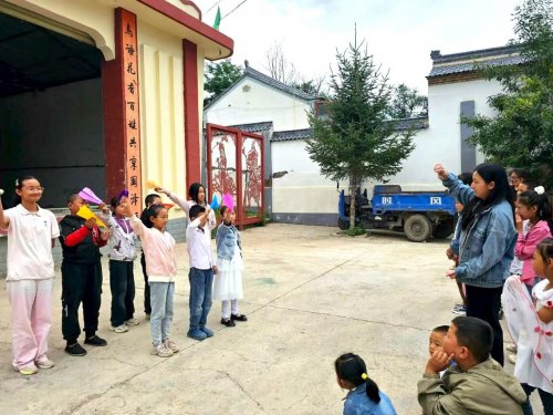 厦门大学嘉庚学院“鹭萌芽”志愿者宁夏队：以青春之名赴乡土之约用知识之光点亮教育未来(图3)