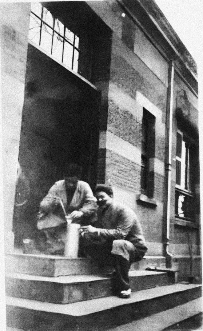 一群师生复旦抗战记忆：千里内迁传薪火铸成“夏坝的延安”(图1)