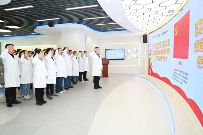 定格2025｜盐城市第一人民医院引领•突破•协作•温度(图4)